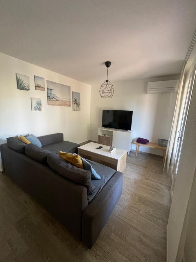 Proche Avec Terrasse Et Jardin Privatif Appartement