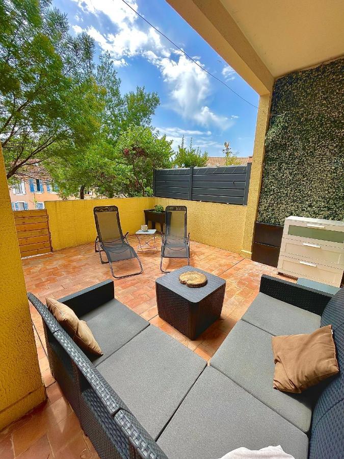 Appartement Proche Avec Terrasse Et Jardin Privatif